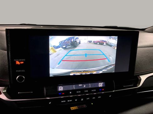 Certified 2025 Toyota Sienna XSE w/ XSE Plus Package AWD/4WD image 27