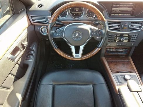 Used 2013 Mercedes-Benz E 350 4MATIC Sedan image 13