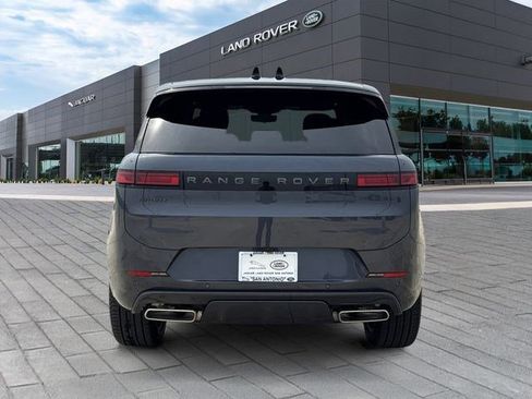 New 2026 Land Rover Range Rover Sport Dynamic SE AWD/4WD image 4