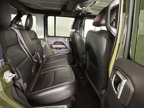 Used 2023 Jeep Wrangler Unlimited Sahara w/ Cold Weather Group AWD/4WD image 29