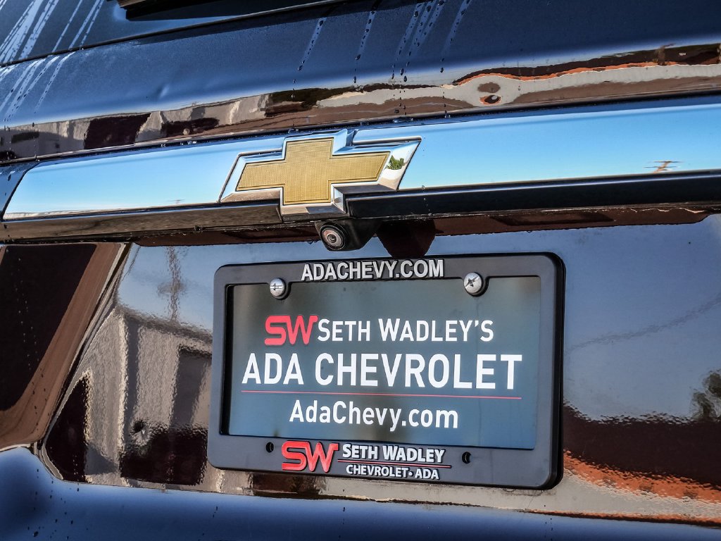 Used 2023 Chevrolet Traverse LT FWD image 11