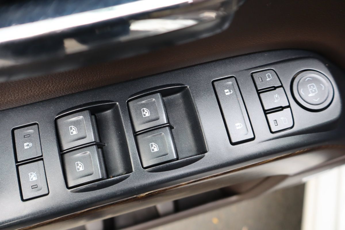 Used 2018 GMC Sierra 1500 Denali AWD/4WD image 27