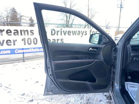 Used 2023 Dodge Durango R/T w/ Blacktop Package image 13