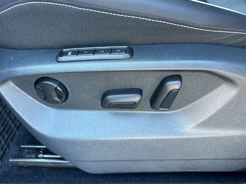 Used 2022 Volkswagen Tiguan SEL R-Line image 13