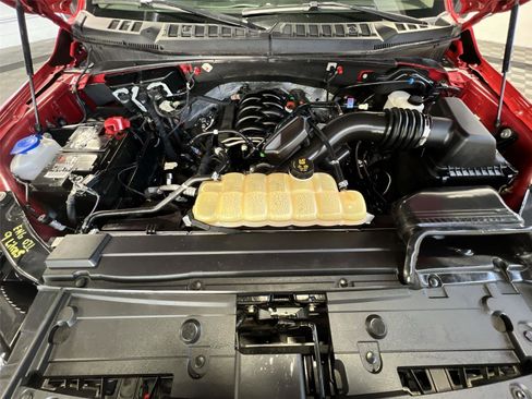Used 2020 Ford F150 XLT w/ Heavy-Duty Payload Package image 26
