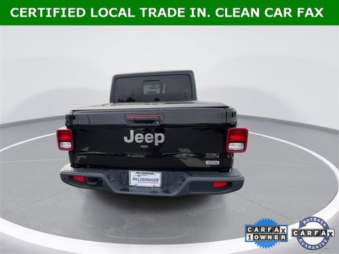 Used 2021 Jeep Gladiator Overland w/ Cold Weather Group image 12