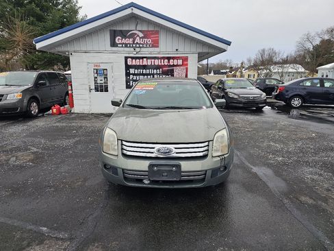 Used 2009 Ford Fusion SE image 2