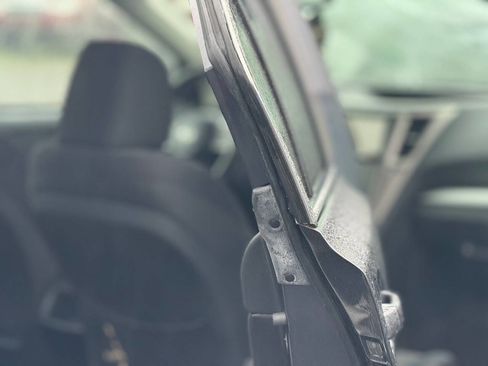 Used 2013 Subaru Legacy 2.5i Premium image 5