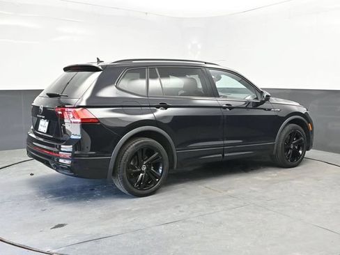 Used 2023 Volkswagen Tiguan SE R-Line AWD/4WD image 7
