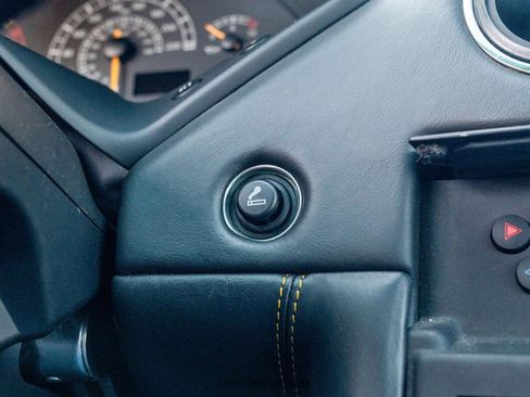 Used 2004 Lamborghini Murcielago Coupe image 39