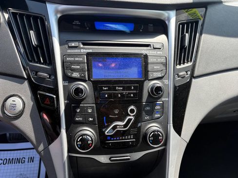 Used 2013 Hyundai Sonata Limited image 12