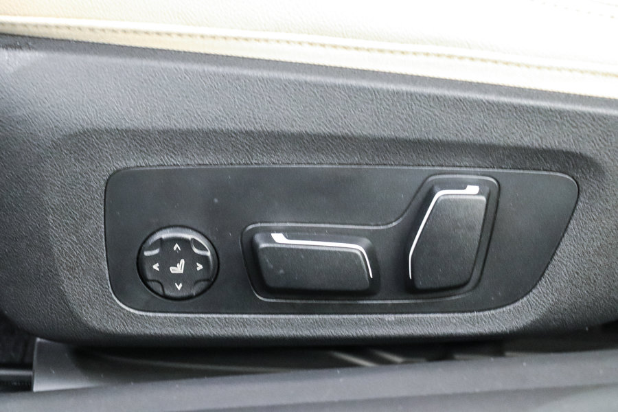 Used 2026 BMW 430i Convertible w/ Convenience Package RWD image 20