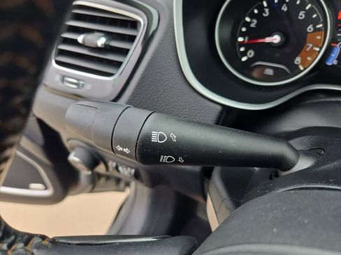 Used 2021 Jeep Compass Limited w/ Sun and Sound Group AWD/4WD image 27