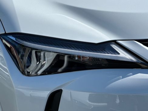 New 2026 Lexus UX 300h AWD image 11