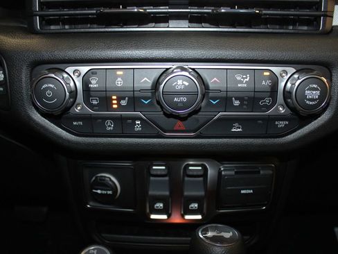 New 2026 Jeep Wrangler Sport S image 17