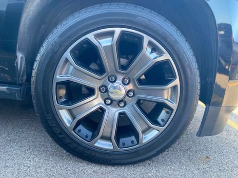 Used 2016 Chevrolet Tahoe LTZ AWD/4WD image 4
