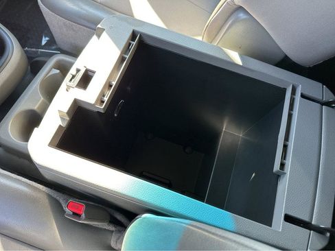 Used 2019 Nissan NV 2500 SV w/ Navigation Package image 29