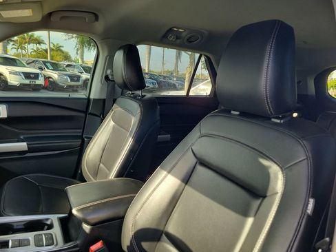 Used 2023 Ford Explorer XLT w/ Equipment Group 202A image 21