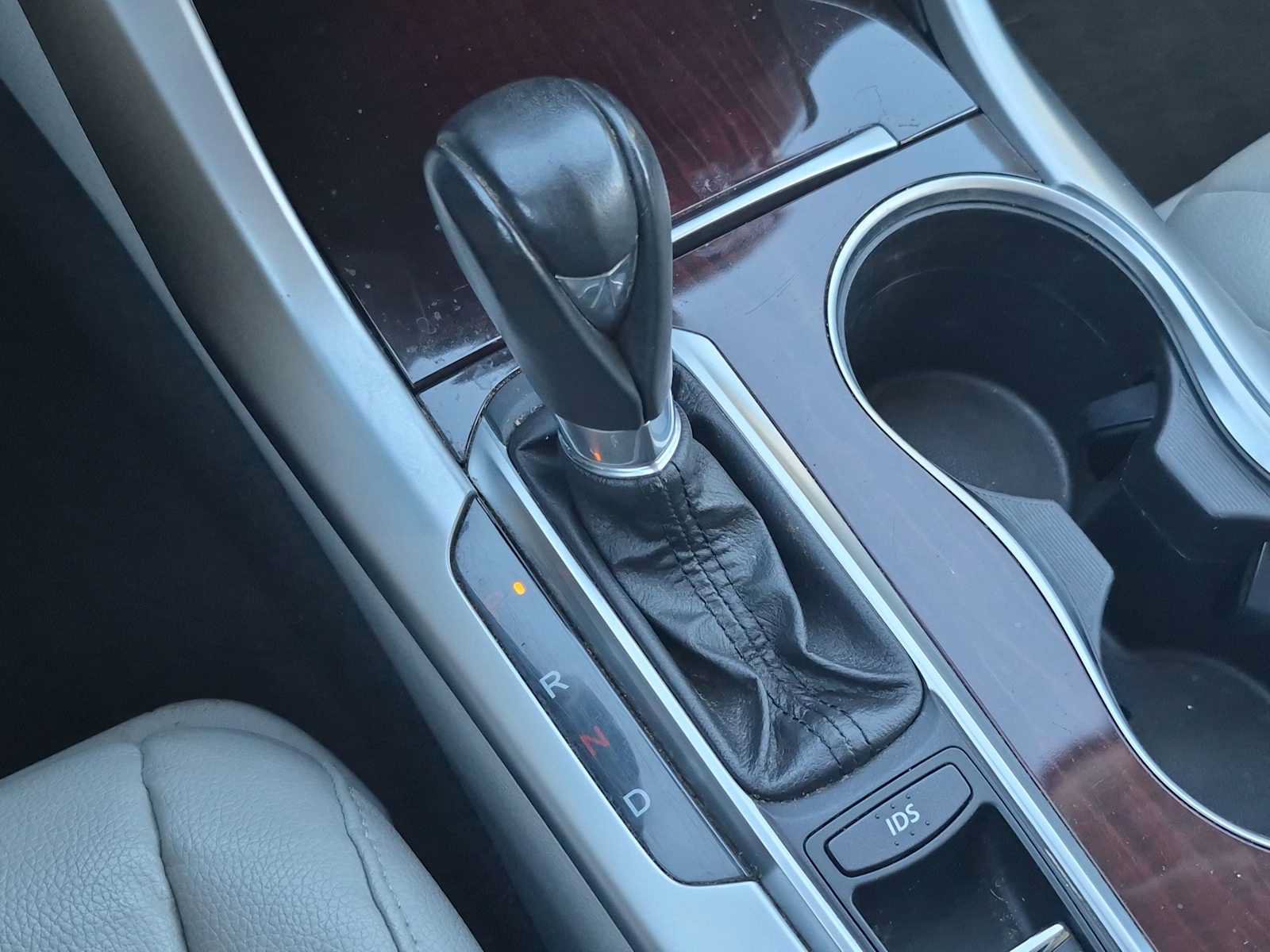Used 2015 Acura TLX FWD image 30