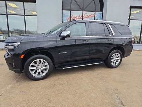 Used 2024 Chevrolet Tahoe Premier AWD/4WD image 4