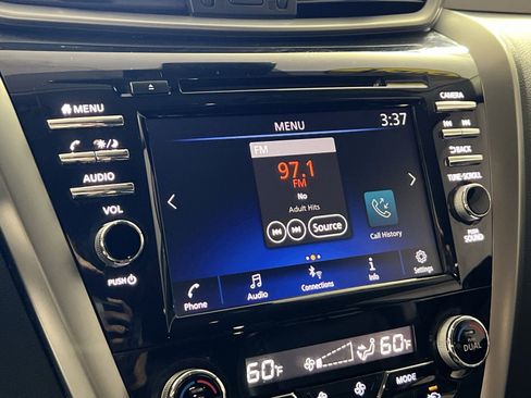 Used 2024 Nissan Murano SV image 18