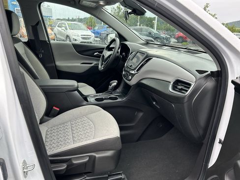 Used 2024 Chevrolet Equinox LS AWD/4WD image 14