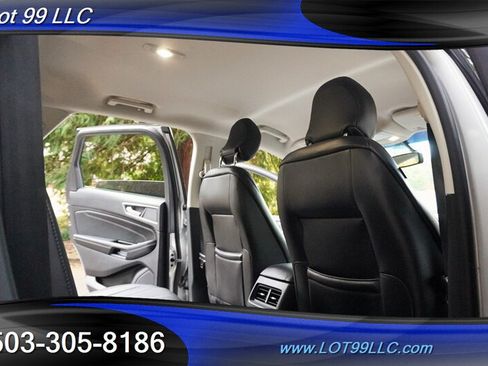 Used 2017 Ford Edge Titanium w/ Technology Package AWD/4WD image 20