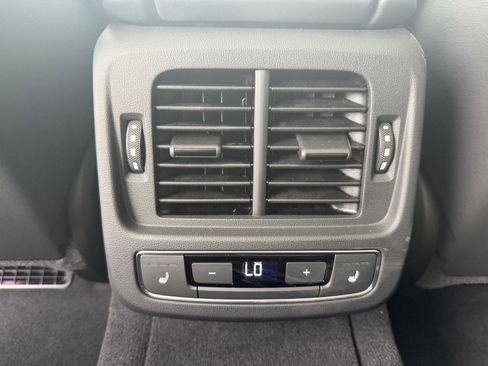 New 2025 Audi S e-tron GT Prestige image 21