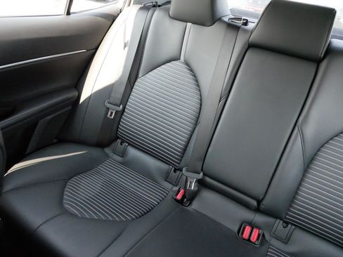 Certified 2024 Toyota Camry SE FWD image 17