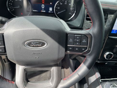 Used 2023 Ford Expedition Limited AWD/4WD image 14
