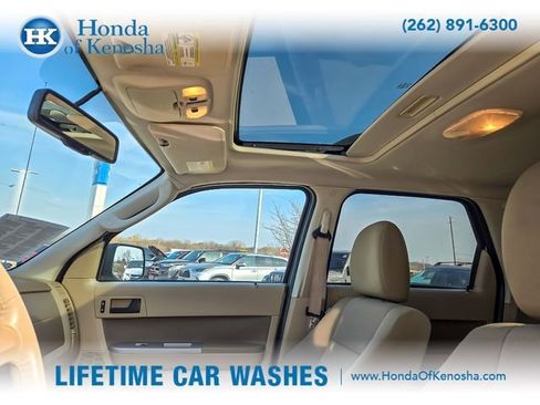 Used 2009 Ford Escape XLT AWD/4WD image 9