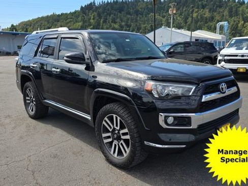 Used 2018 Toyota 4Runner SR5 image 3