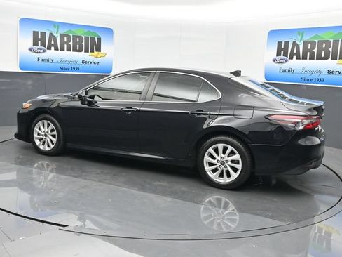 Used 2023 Toyota Camry LE FWD image 3