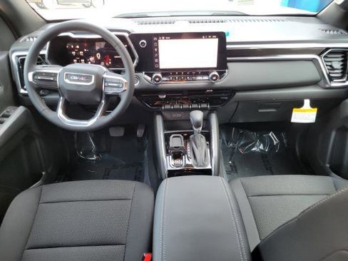 New 2026 GMC Canyon Elevation w/ Convenience Package image 15