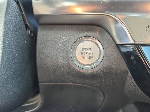Used 2022 Kia Telluride LX AWD/4WD image 30
