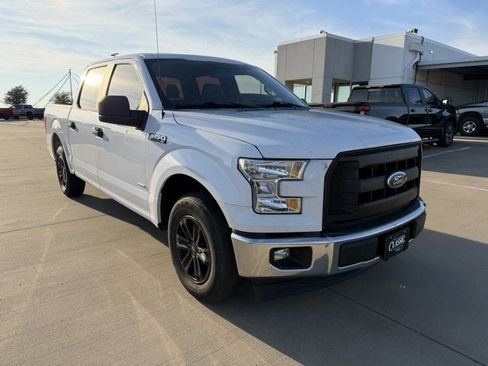 Used 2017 Ford F150 XL w/ Equipment Group 101A Mid image 1