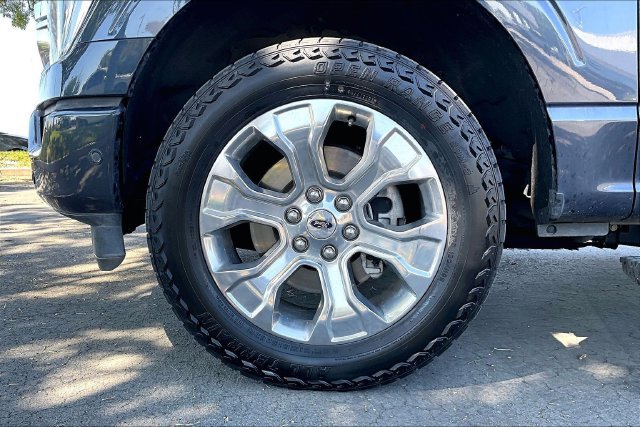 Used 2022 Ford F150 Platinum w/ Equipment Group 701A High AWD/4WD image 9