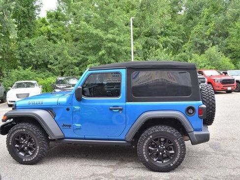 Used 2022 Jeep Wrangler Sport AWD/4WD image 5
