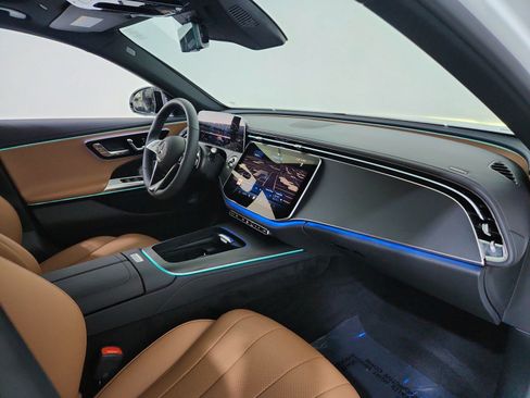 Certified 2026 Mercedes-Benz E 350 4MATIC Sedan image 19