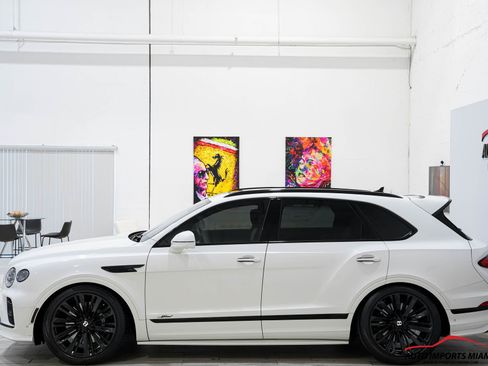 Used 2022 Bentley Bentayga Speed image 13