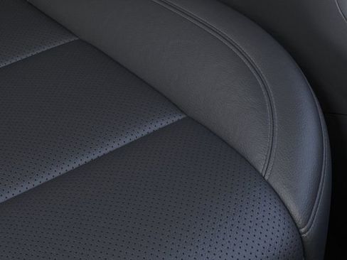 New 2026 GMC Sierra 2500 SLT image 21