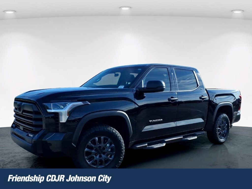 Used 2025 Toyota Tundra SR5 AWD/4WD image 1
