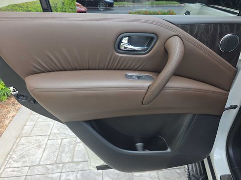 Used 2021 Nissan Armada Platinum w/ Captain's Chairs Package RWD image 13