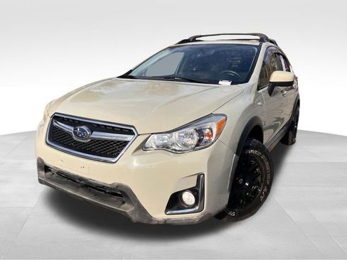 Used 2017 Subaru Crosstrek 2.0i Premium w/ Popular Package #2 image 9