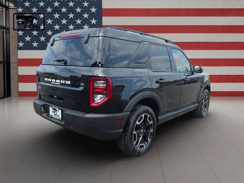 Used 2021 Ford Bronco Sport Outer Banks AWD/4WD image 5