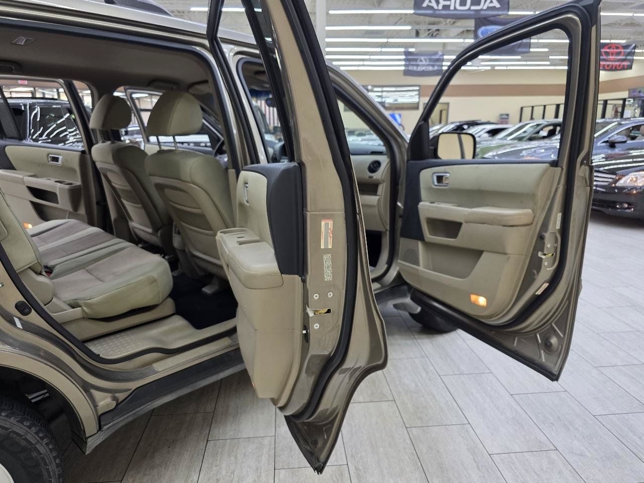 Used 2011 Honda Pilot EX image 11