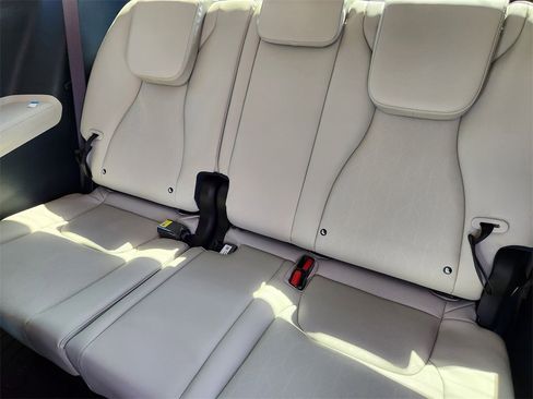 New 2026 Kia Carnival EX image 20