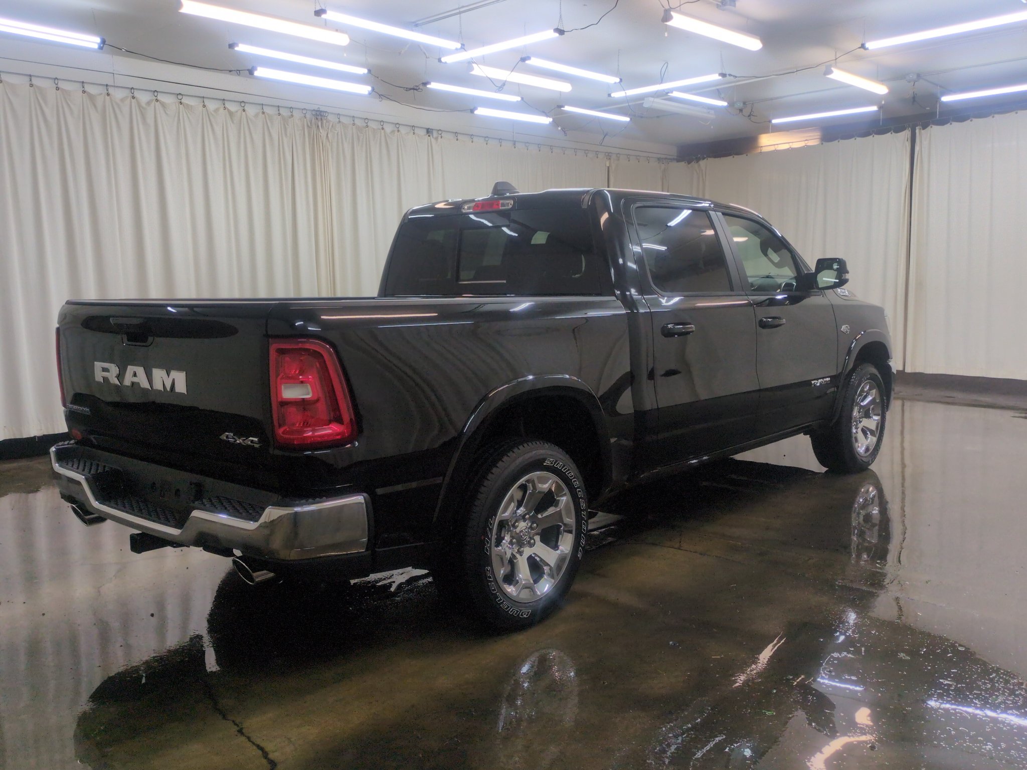 New 2027 RAM 1500 4x4 Crew Cab image 22