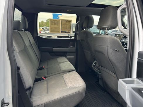 Used 2022 Ford F150 XLT w/ Equipment Group 302A High image 11