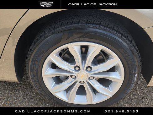 Used 2025 Chevrolet Malibu LT image 54